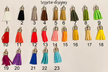 Load image into Gallery viewer, Personalized Round Acrylic Tassel Key chain